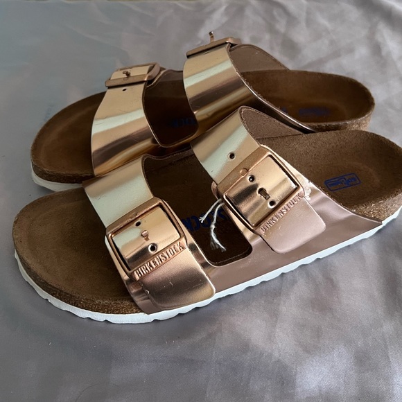 Birkenstock Arizona Rosegold Sandals New EU 37, US 6 - Picture 3 of 9